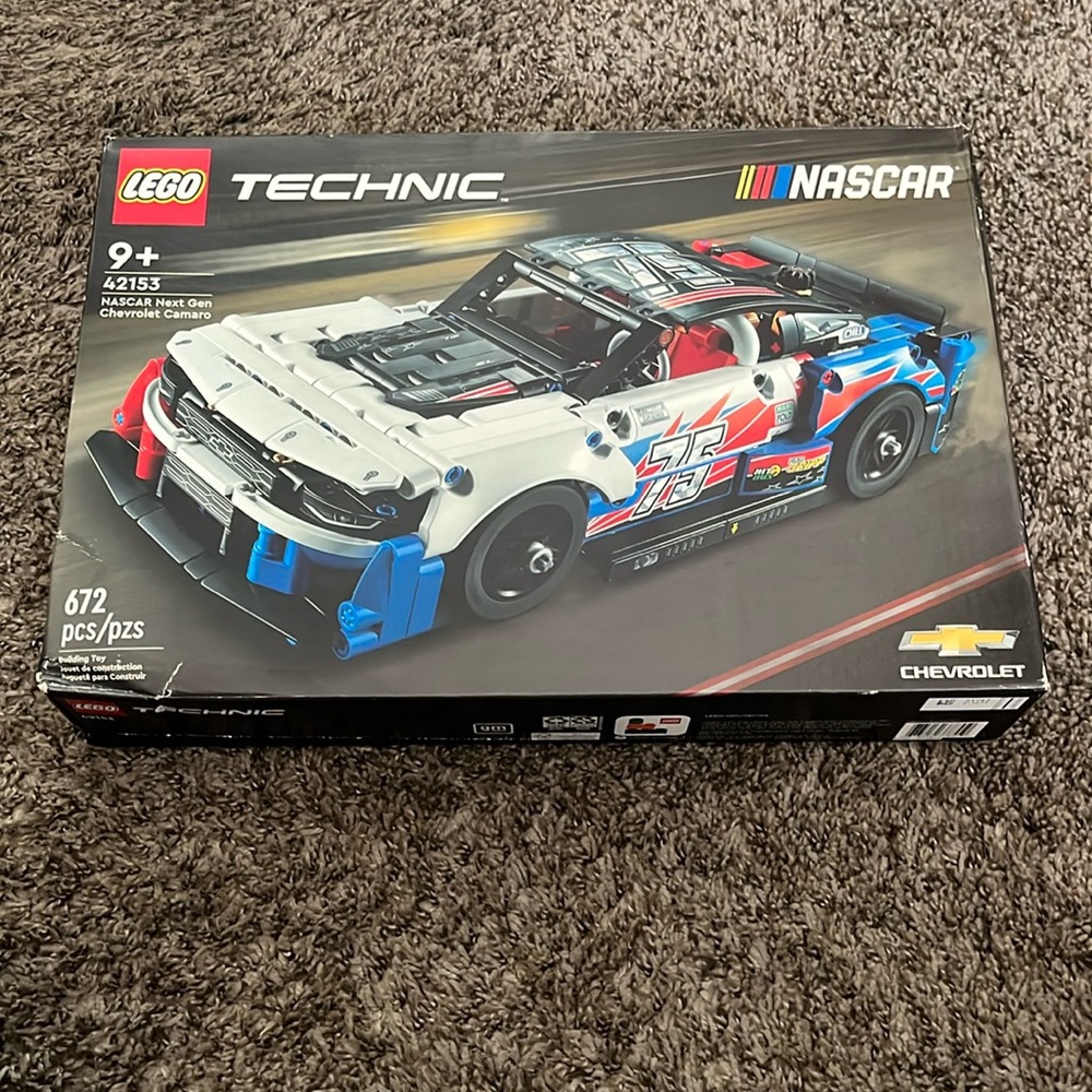 NASCAR next gen Chevrolet Camaro lego set